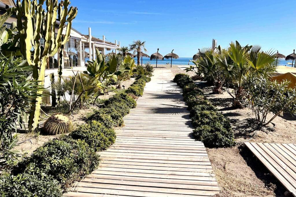 Apartamento Equipado Bajondillo Playa-piscina 2hab *